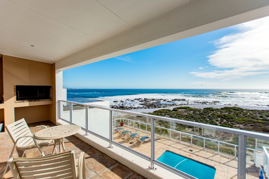 9 Bedroom Property for Sale in Shelley Point Western Cape
